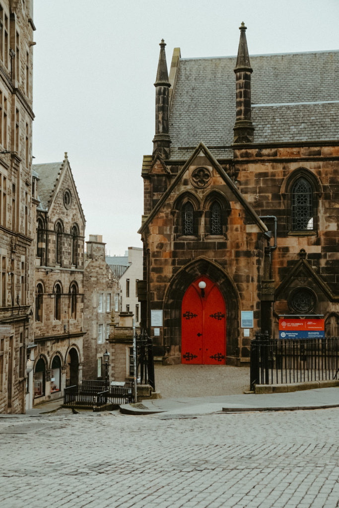 Church with red door in Edinburgh, Scotland.